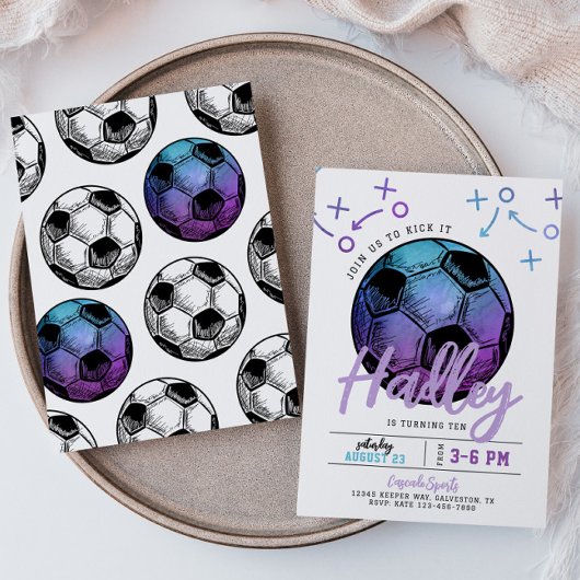 Paarse uitnodiging voor Birthday