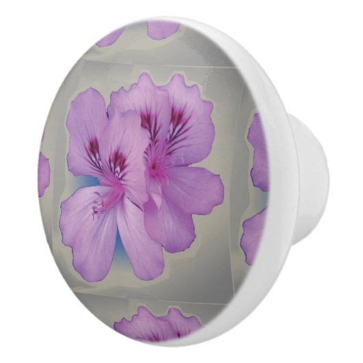 Paarse ventilator op zilvergrijze keramische knol keramische knop (Rechts)