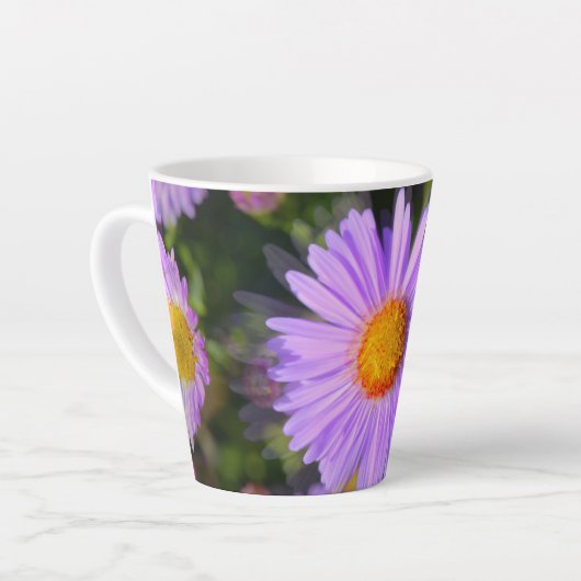 Paarse ventilatorMok Latte Mok (Linkerhoek)