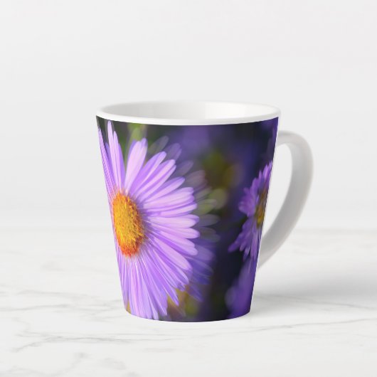 Paarse ventilatorMok Latte Mok (Rechterhoek)