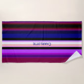 Paarse verticale, meerkleurige strepen strandlaken (Voorkant)