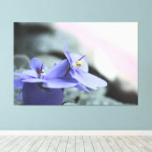 Paarse Violet Bloemdoek Canvas Afdruk (Insitu (Houten vloer))