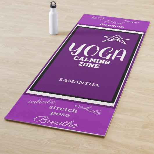 Paarse Violet Witte Naam Yogamat (In situ)