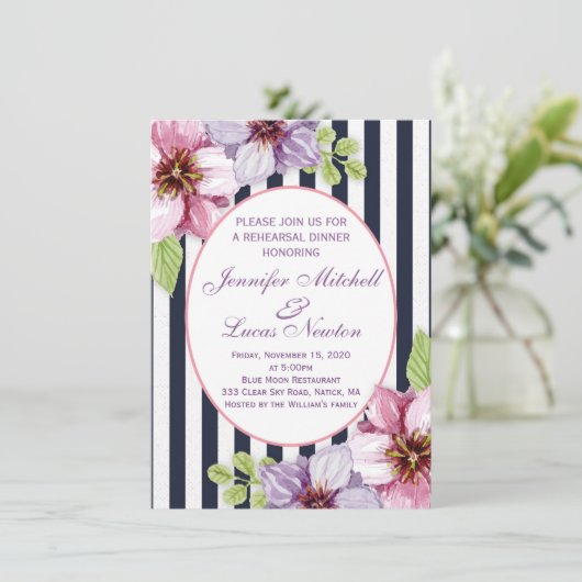 Paarse violetbloemen repetitief Dinner Kaart (Staand voorkant)