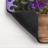 Paarse viooltjes in kleipot Verjaardag Muismat (Hoek)