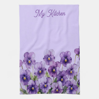 Paarse viooltjes op lavendel handdoek met naam