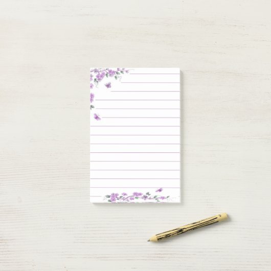 Paarse vlinder bloem post-it® notes (Op bureau)