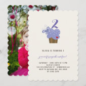 Paarse vlinder cupcake verjaardagsfeestje uitnodig kaart (Voorkant / Achterkant)