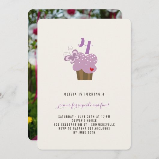 Paarse vlinder cupcake verjaardagsfeestje uitnodig kaart (Voorkant / Achterkant)