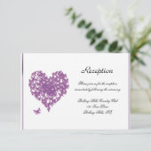 Paarse vlinder hart bruiloft receptie kaart (Staand voorkant)