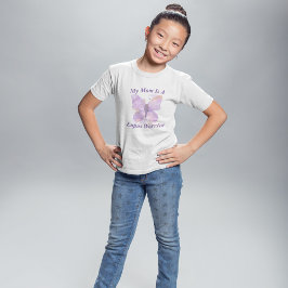 Paarse Vlinder Lupus Warrior mam T-shirt