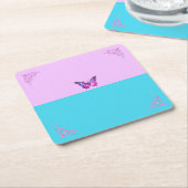 Paarse Vlinder op Pastels Papier Onderzetter (Schuin)