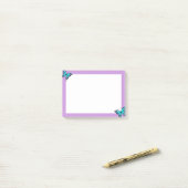 Paarse &vlinder plakbriefjes  post-it® notes (Op bureau)