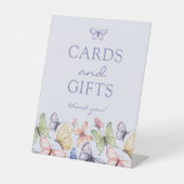 Paarse vlinder verjaardag reclamebord met voetstuk (Voorkant)