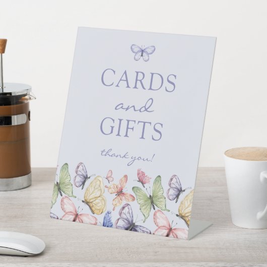 Paarse vlinder verjaardag reclamebord met voetstuk (Insitu)