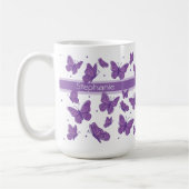 Paarse Vlinders & Stippen Aangepaste Naam Monogram Koffiemok (Links)