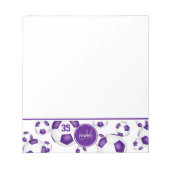 paarse voetballen patroon accent meisjes naam notitieblok (Voorkant)