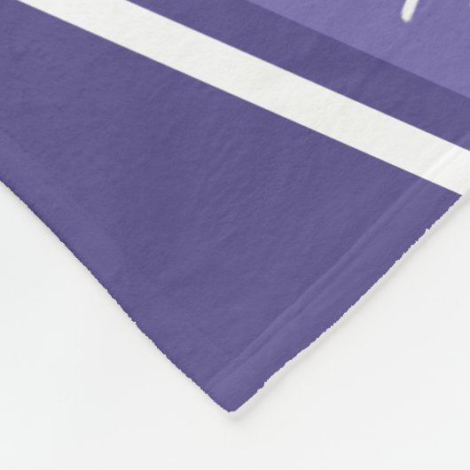 paarse volleybalrechtbank is mijn gelukkige plek fleece deken (Hoek)