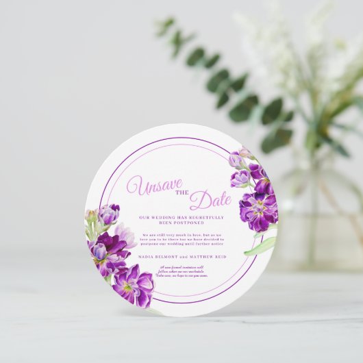 Paarse voorraad bloemen bruiloft Unsave de datum r Kaart (Staand voorkant)
