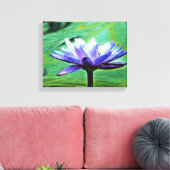 Paarse Water Lily Canvas Afdruk (Insitu (Woonkamer))