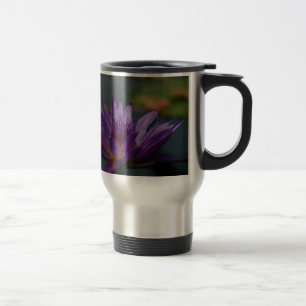 Paarse waterlily reisbeker