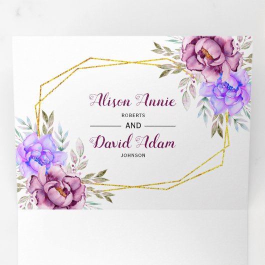 Paarse waterverf bloemen en gouden lijsten bruilof drieluik uitnodiging (Binnenzijde eerst)