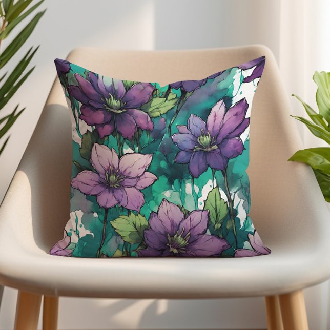 Paarse Waterverf bloemensmaragdgroene bladeren Kussen (Purple flowers on emerald green decorator pillow)