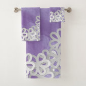 Paarse Waterverf en witte bloemen Bad Handdoek (Insitu)