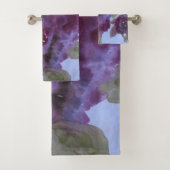 Paarse Waterverf Floral Bad Handdoek (Insitu)