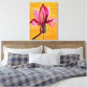 Paarse waterverf orchidee kunst op oranje pop canvas afdruk (Insitu (Slaapkamer))