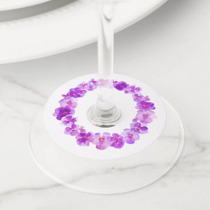 Paarse waterverf van kunstbloemen wijnglaslabel