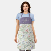 Paarse Waterverf Wilde Bloem Boho Monogram Naam Schort (Gedragen)