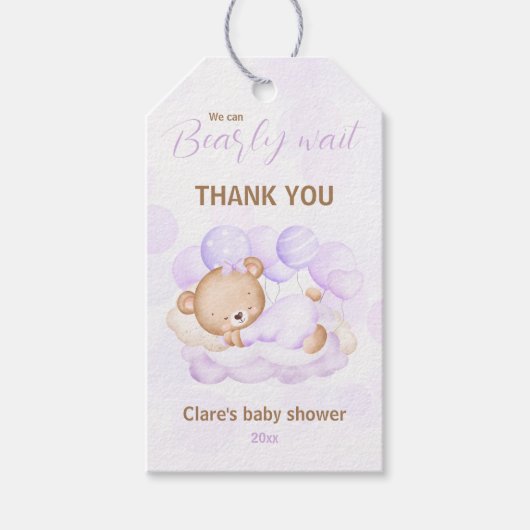 Paarse We kunnen bijna wachten Beer Baby shower gu Cadeaulabel (Voorkant)