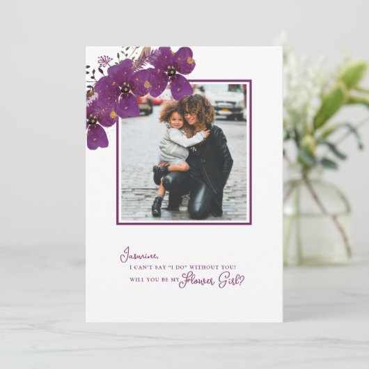 Paarse 'Wil je mijn bloemenmeisje zijn' foto-aanzo Kaart (Staand voorkant)