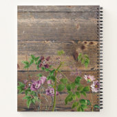 Paarse Wildbloemen Hout Keukengerei Recept Notitieboek (Achterkant)