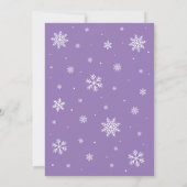 Paarse winter Baby Het is koud buiten Baby shower Kaart (Achterkant)