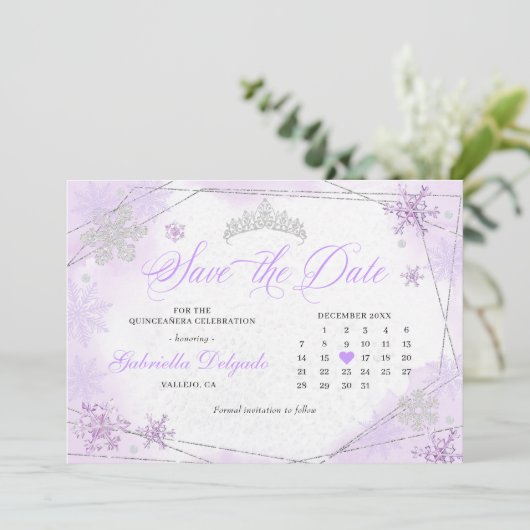 Paarse Winter Wonderland Sneeuwvlok Save the Date Kaart (Staand voorkant)