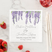Paarse Wisteria Flowers op White Elegant Servet (Insitu)