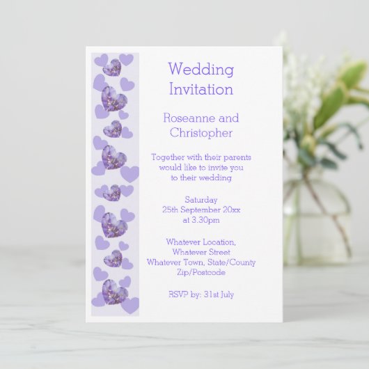 Paarse Wisteria Heart Design Huwelijksuitnodiging Kaart (Staand voorkant)