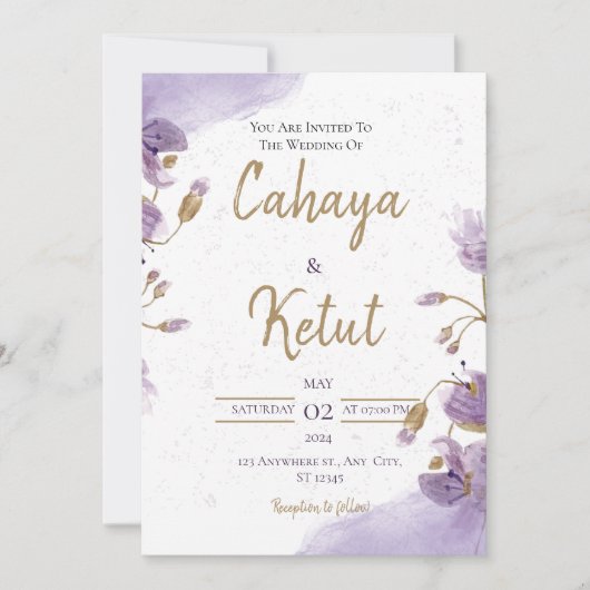 Paarse witte bloemenbruiloft uitnodiging (Voorkant)