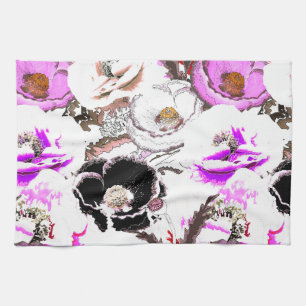 Paarse, witte en zwarte bloemen. theedoek