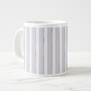 Paarse witte glinsterende glitterstrepen grote koffiekop