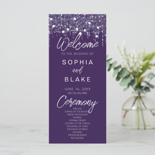 Paarse & Witte Hangende Lichten Huwelijksprogramma (Staand voorkant)