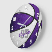 paarse witte meisjes jongens basketbal gepersonali grote klok (Hoek)