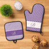 Paarse & Witte Monogrammed Polka-Dot Ovenwant & Pannenlap Set (Top down)