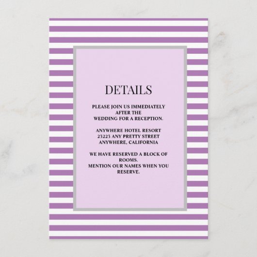 Paarse/witte strepen ingelijste bruiloft details informatiekaartje (Voorkant)