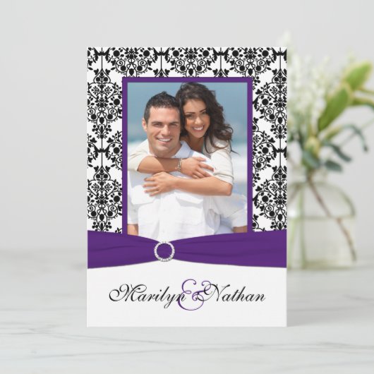 Paarse, witte, zwarte Damasfoto-bruiloft uitnodige Kaart (Staand voorkant)
