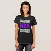 Paarse Ze is Haar Paarse Kleur Graphic T-shirt (Voorkant volledig)