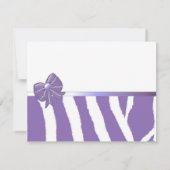 Paarse zebraprint bruiloftsuitnodiging kaart (Achterkant)