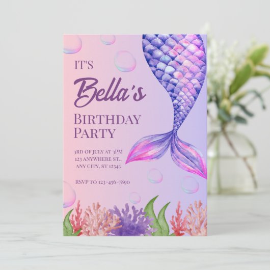 Paarse zeemeermin onder de uitnodiging van de Zee  (Staand voorkant)